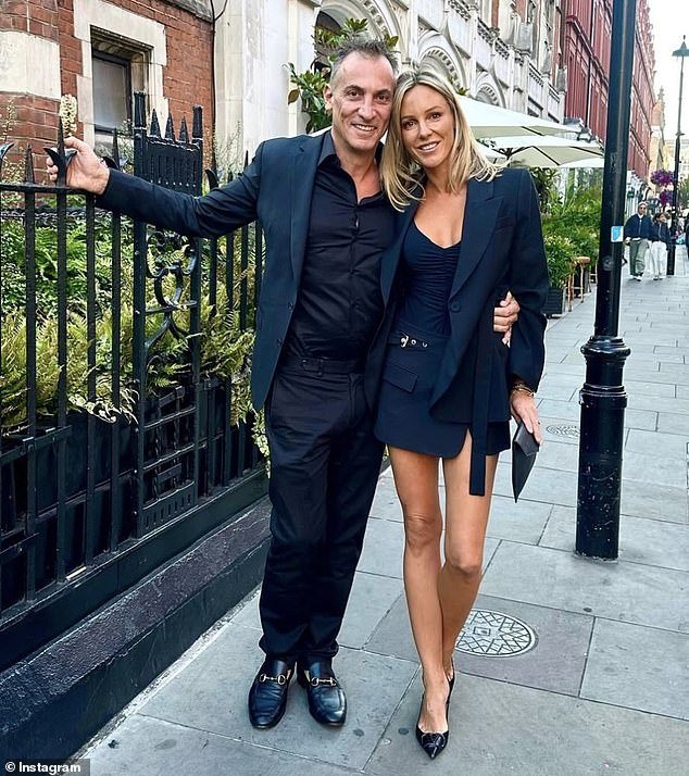 Se trata de la sorprendente batalla legal del multimillonario y jefe de periódico Antony Catalano con sus PADRES, cuando desaparece en rehabilitación después de un presunto ataque brutal a una mujer en su ático.