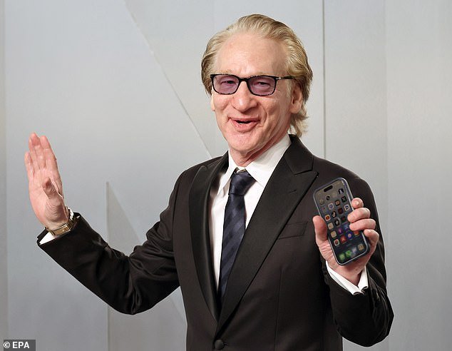 Sorprendente cambio para Bill Maher después de que la Casa Blanca calificara su victoria del prestigioso Premio Kennedy como “noticia falsa”.