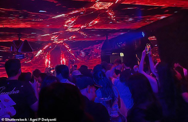 Una mujer australiana fue violada por un guardia de seguridad en un club nocturno de Bali