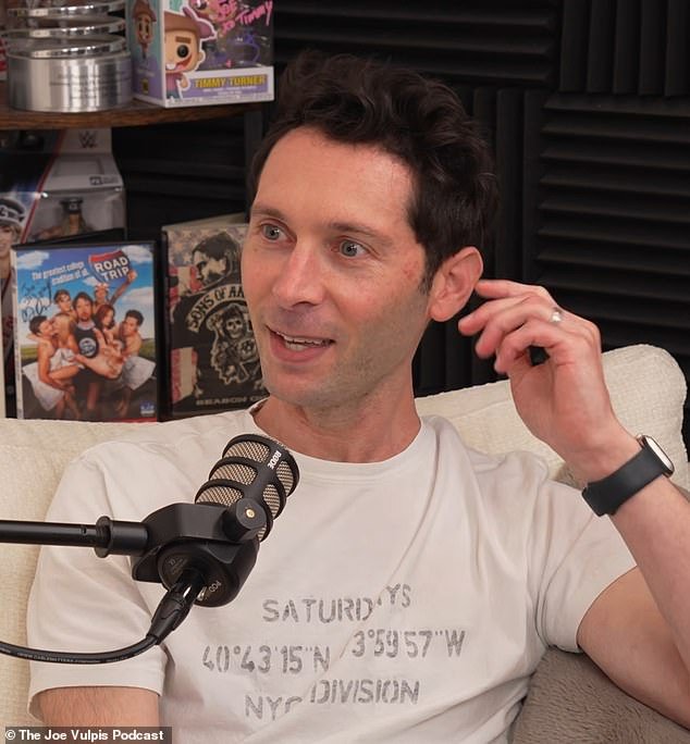 La estrella de ‘Malcolm in the Middle’, Justin Berfield, ahora está irreconocible mientras revela por qué dejó Hollywood para convertirse en padre y ama de casa.