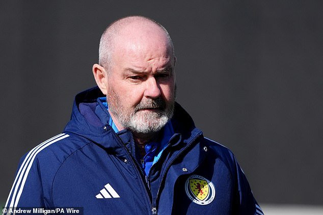 Steve Clarke: Tras la eliminación de las selecciones locales en los repechajes de la Copa del Mundo, Escocia es ahora el centro de atención más que nunca