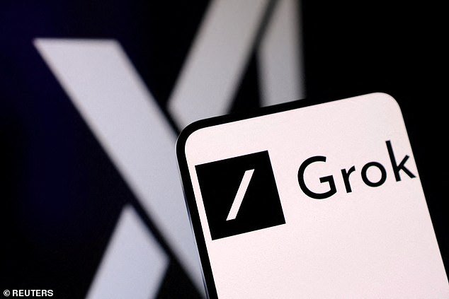 Los usuarios de X encuentran un vacío legal en Grok al pedirle al chatbot que cambie la vestimenta de las celebridades por lencería reveladora