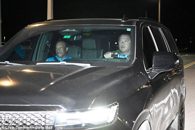 ¿Quién está en el círculo íntimo ultraprotector de Tiger Woods? Se revela confidente cercano después de que la leyenda del golf fuera liberada nuevamente de prisión