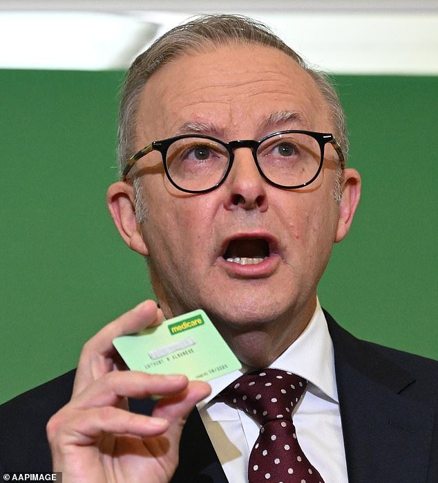 ¿Se le podría deber dinero en efectivo? La agencia gubernamental insta a los australianos a comprobar si tienen derecho a 272 millones de dólares en reembolsos no reclamados.