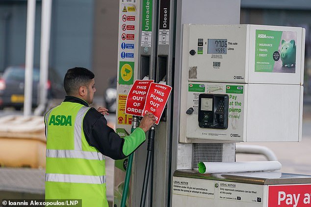 Prepárese para prohibiciones de conducir y semanas laborales de cuatro días a medida que se profundiza la crisis en Irán, advierte un ex ejecutivo de BP