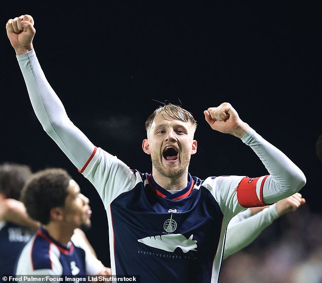 El sombrío futuro de los Bairns plantea más dudas sobre la prohibición de las canchas de plástico… y no será el único club que tendrá dificultades para cumplir con los requisitos