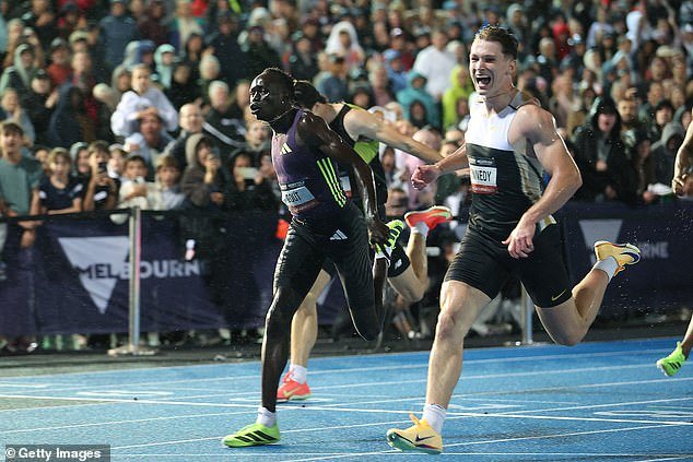 Gota La gota está siendo eclipsada OTRA VEZ por el rival australiano Lachlan Kennedy