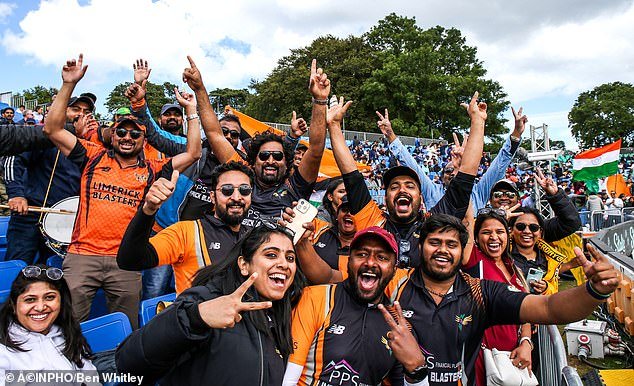 La decisión de Cricket Ireland de organizar los 11 DÍAS de acción internacional masculina al norte de la frontera está enojando a los seguidores en Connacht, Munster y Leinster, PERO hay una razón por la que está desconcertando particularmente a los fanáticos indios.