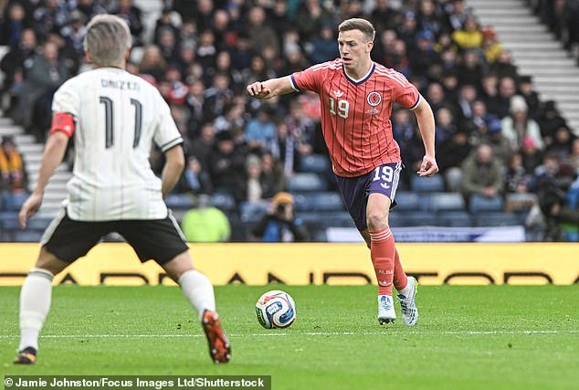 Lewis Ferguson insiste en que Escocia debe generar impulso en los partidos de preparación que le quedan para la Copa del Mundo para evitar una crisis de confianza antes del gran partido inaugural en Boston.
