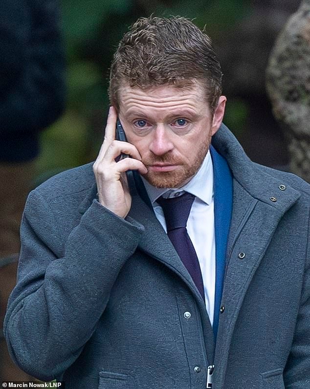 McSweeney debe explicar el robo de teléfono “extremadamente sospechoso”, dice Kemi Badenoch