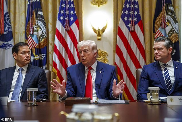 La multitud del CPAC lucha por mantener el apoyo a la guerra en Irán mientras Estados Unidos considera una acción terrestre.