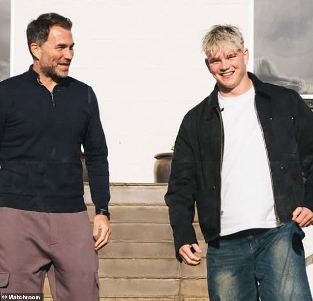 EDDIE HEARN revela el plan maestro de Matchroom para revolucionar el rugby: “Te aburrirás de ver a Henry Pollock en todas partes, lo necesitamos en cada programa de entrevistas… en el momento en que lo vi supe que era una superestrella”.