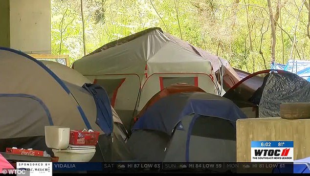 “La ciudad más bella de Estados Unidos” está plagada de personas sin hogar y drogas. Pesadilla bajo el vigilante alcalde: “Se inyectan a plena luz del día”