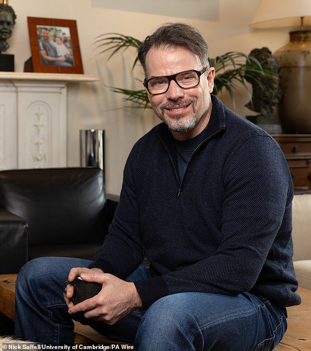 El multimillonario gestor de fondos de cobertura dona una cifra récord de £190 millones a la Universidad de Cambridge