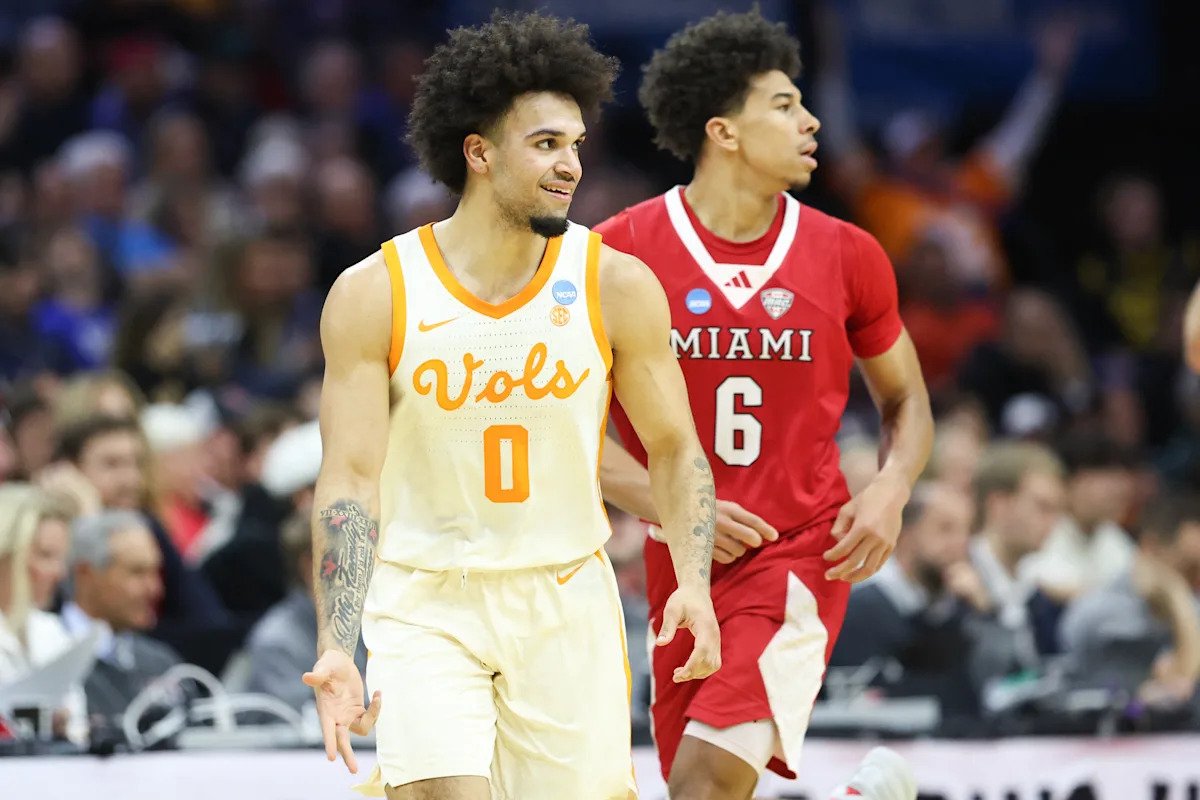 La racha del torneo de la NCAA de Miami (Ohio) termina con una derrota significativa ante Tennessee en la primera ronda
