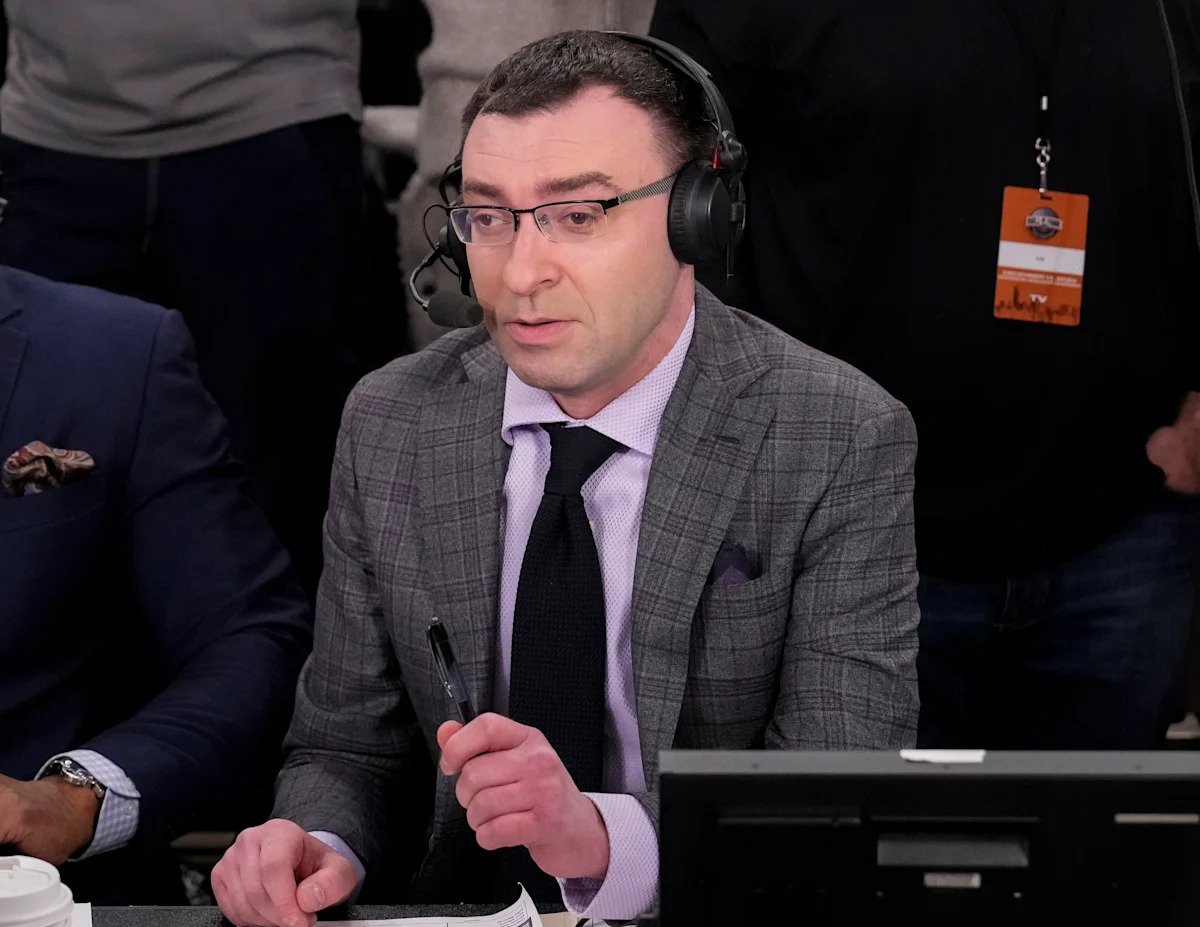 NBC contrata a Jason Benetti como locutor principal de jugada por jugada de la MLB
