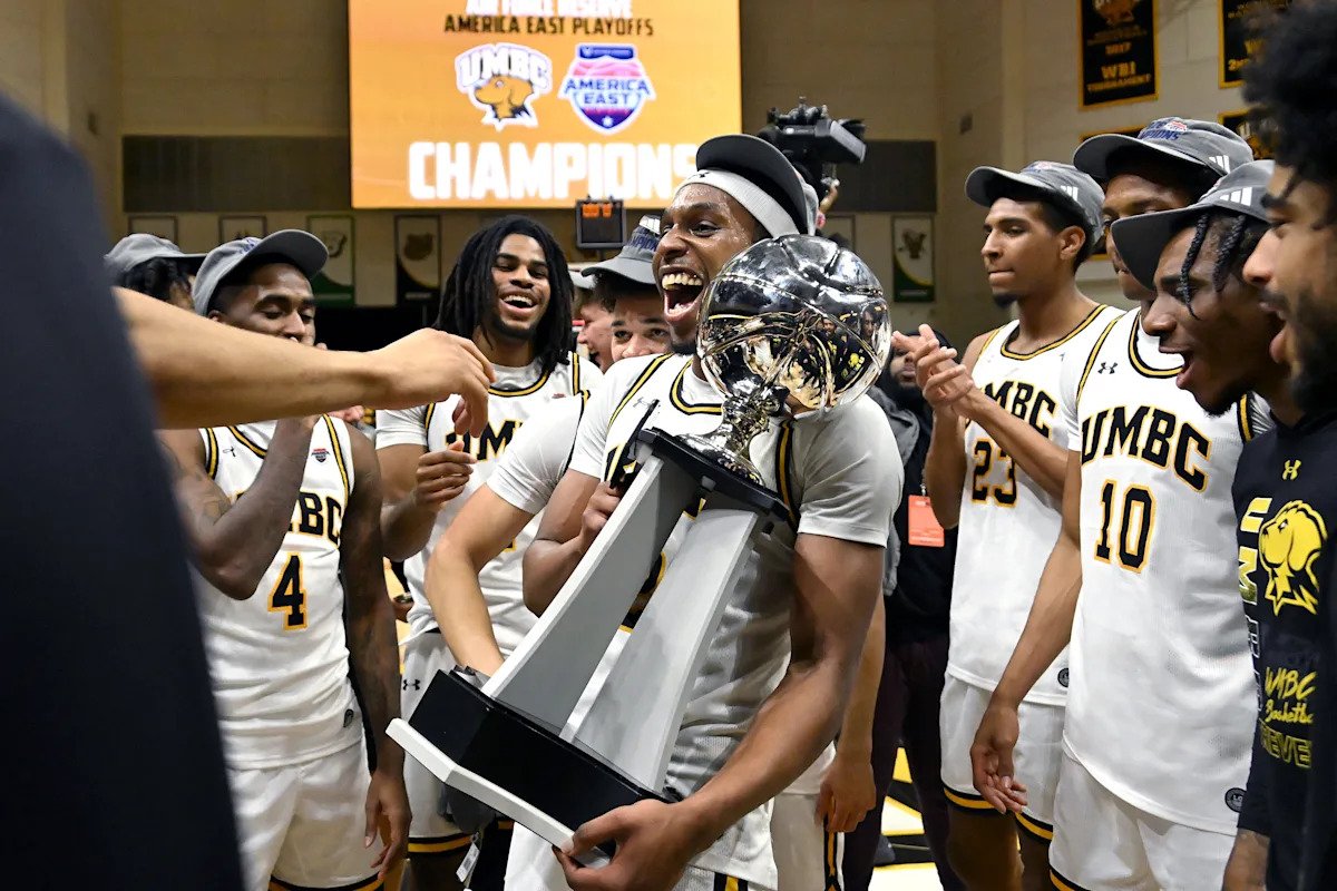 Consejos de March Madness 2026: predicciones, probabilidades, líneas, calendario para los primeros cuatro juegos del martes