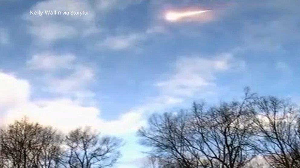 MIRAR: Se escucha el enorme estallido de un meteorito en varios estados