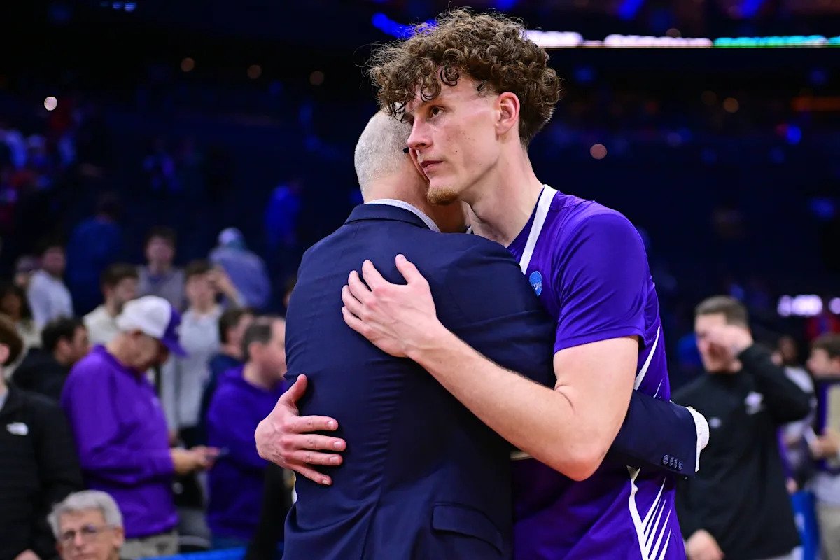 Conoce al verdadero villano detrás de la muerte de Cenicienta en el Torneo de la NCAA