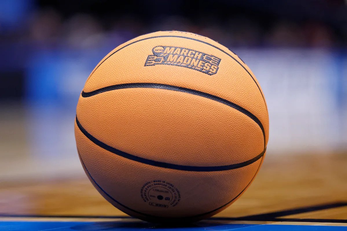 March Madness 2026: Cómo ver todos los partidos Sweet 16 del torneo de baloncesto femenino de la NCAA: horarios de inicio, canales de TV y más