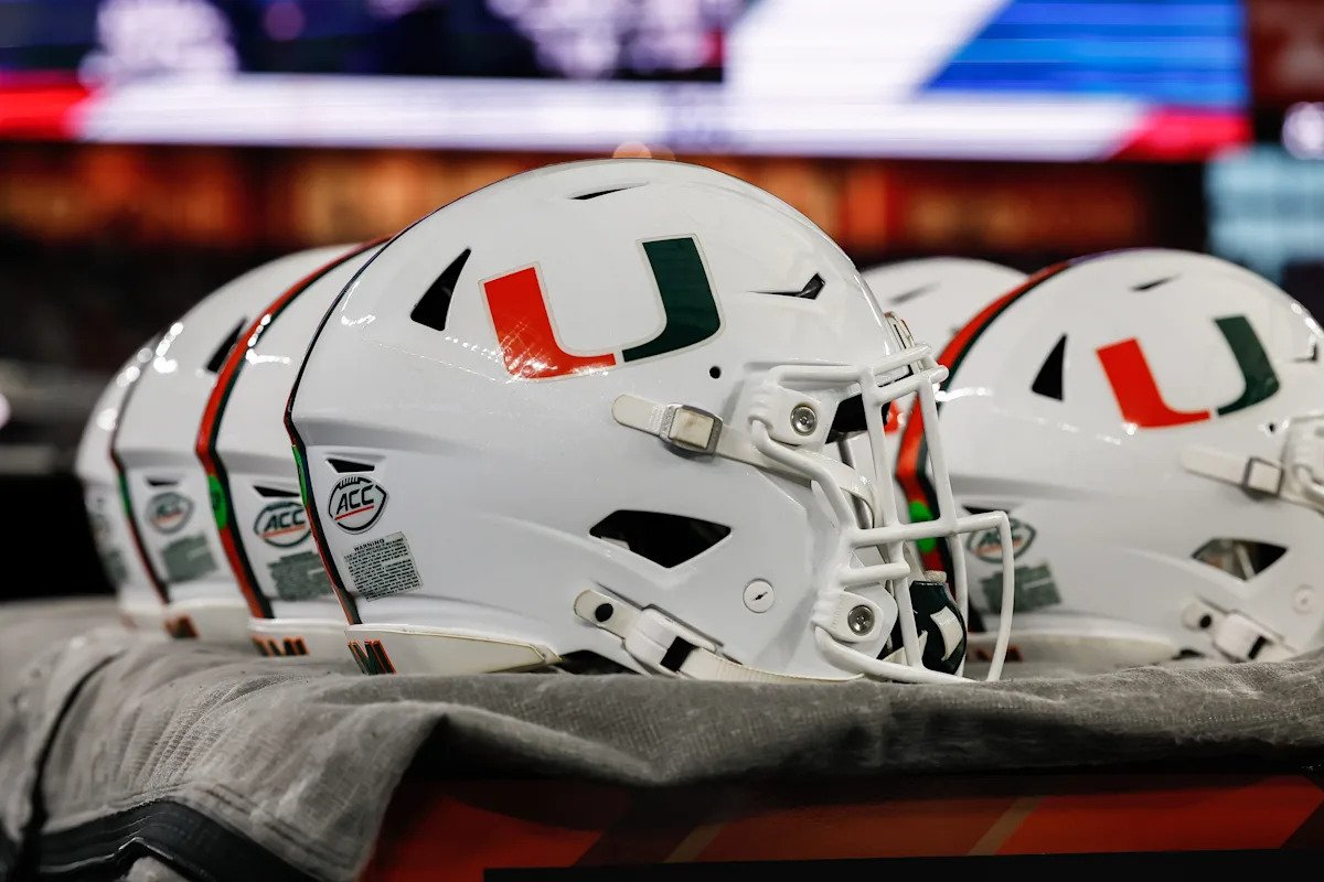 El exfutbolista de Miami Rashaun Jones será juzgado nuevamente después de que se anulara el juicio en mayo por el caso de asesinato.