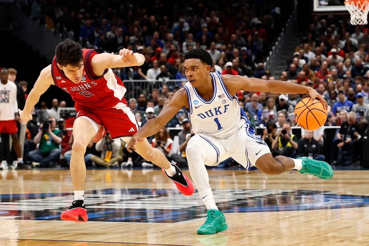 Cómo Caleb Foster, de Duke, ingresó a Elite 8 con pura voluntad y un scooter: “No tenía por qué jugar esta noche”