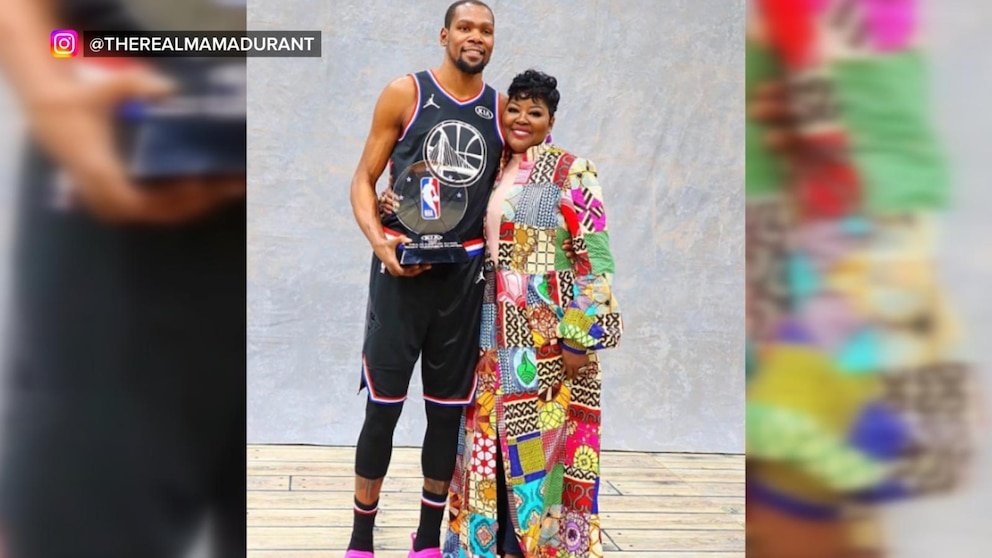 MIRAR: Cómo la mamá de Kevin Durant ayuda a los estudiantes universitarios de primera generación