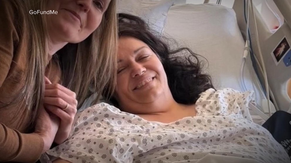 MIRAR: Asistente de vuelo se recupera después de ser arrojado del avión en una colisión en LaGuardia