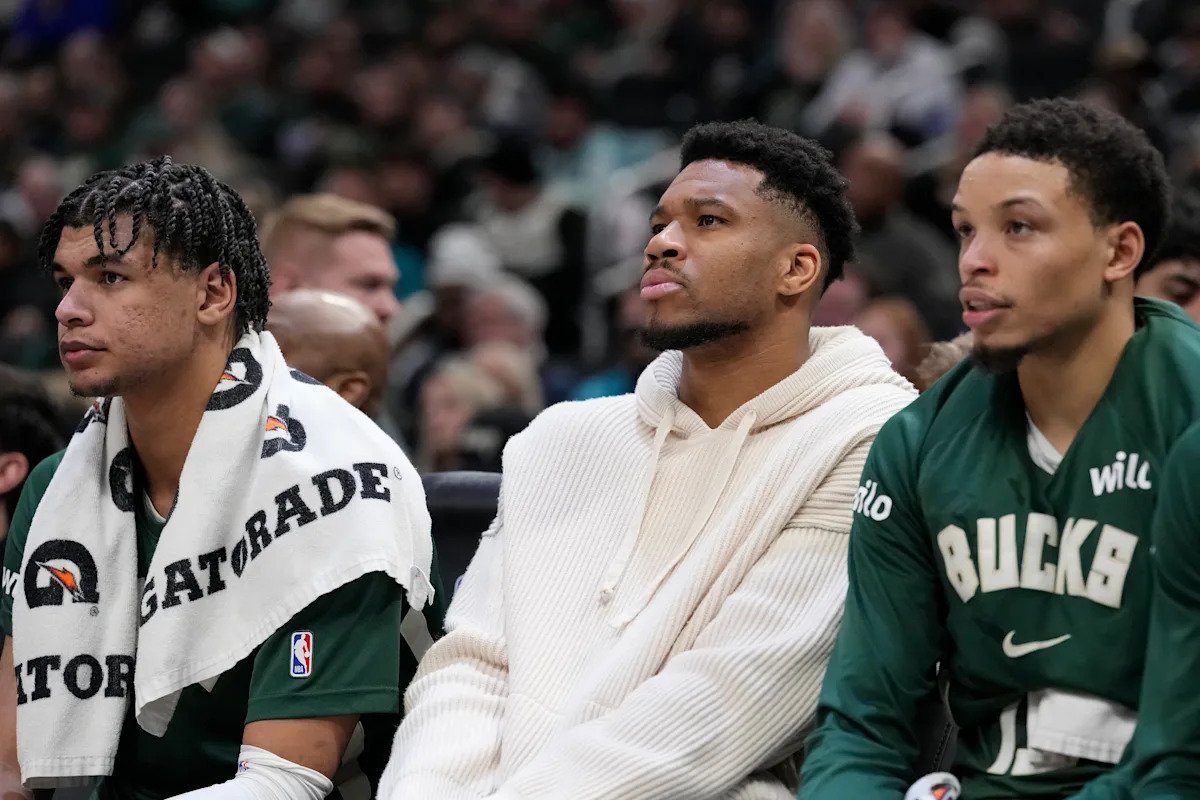 Según los informes, Giannis Antetokounmpo no estuvo de acuerdo con los Bucks sobre el resto de la temporada.