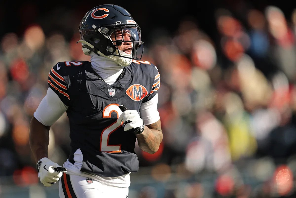 Ryan Poles dice que DJ Moore le envió al hijo descontento de GM un video “diciéndole que no se enoje con papá” por cambiar WR a Bills