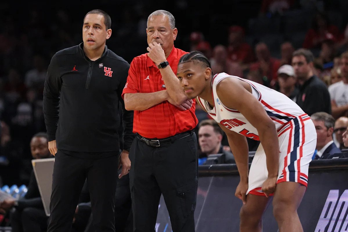 Probabilidades, selecciones y predicciones del torneo de la NCAA 2026: mejores apuestas para los juegos Sweet 16