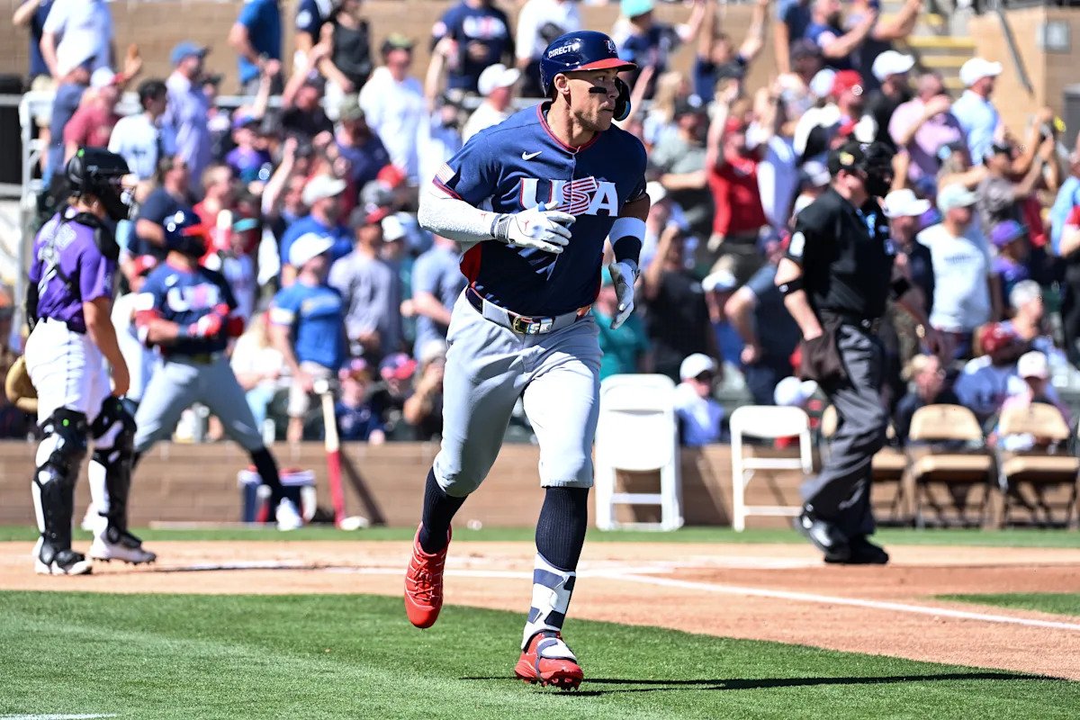 El equipo de EE. UU. supera un comienzo lento para dominar el juego final del Clásico Mundial de Béisbol contra los Rockies