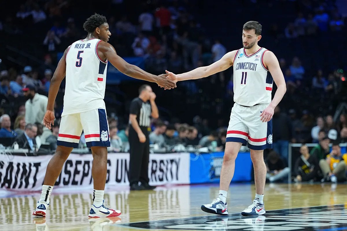 March Madness 2026: Cómo ver el partido Sweet 16 entre UConn y Michigan State en el torneo de baloncesto masculino de la NCAA