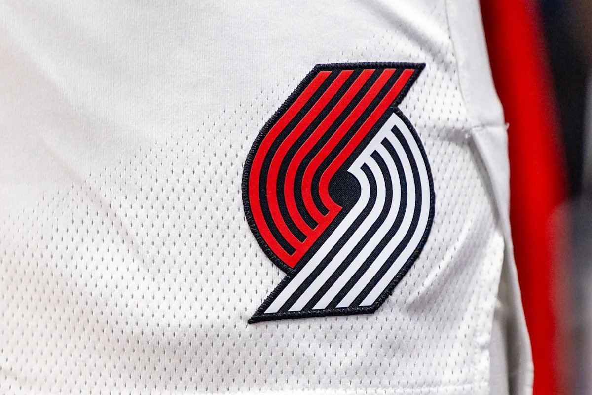 La NBA aprueba la venta de los Trail Blazers por 4.250 millones de dólares a un grupo liderado por el propietario de los Carolina Hurricanes, Tom Dundon