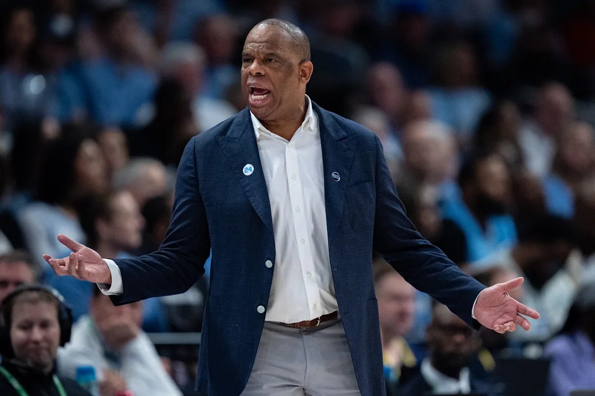 Después de que Carolina del Norte se separara de Hubert Davis, aquí hay seis candidatos para reemplazarlo