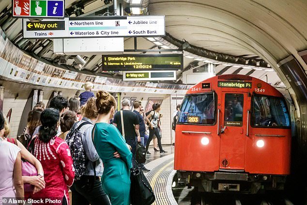 The Criminal Underground: el número de delitos cometidos en la red de metro de Londres ha aumentado un 46 por ciento desde la pandemia
