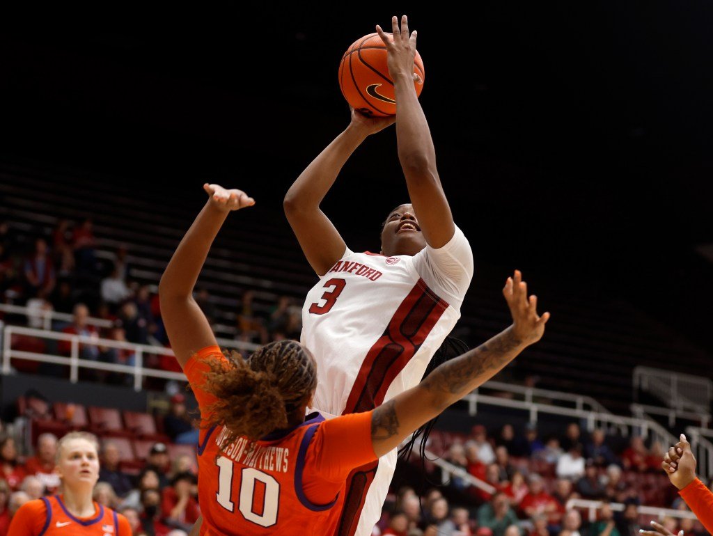 Stanford WBB noquea a Clemson para impulsar las esperanzas del torneo de la NCAA