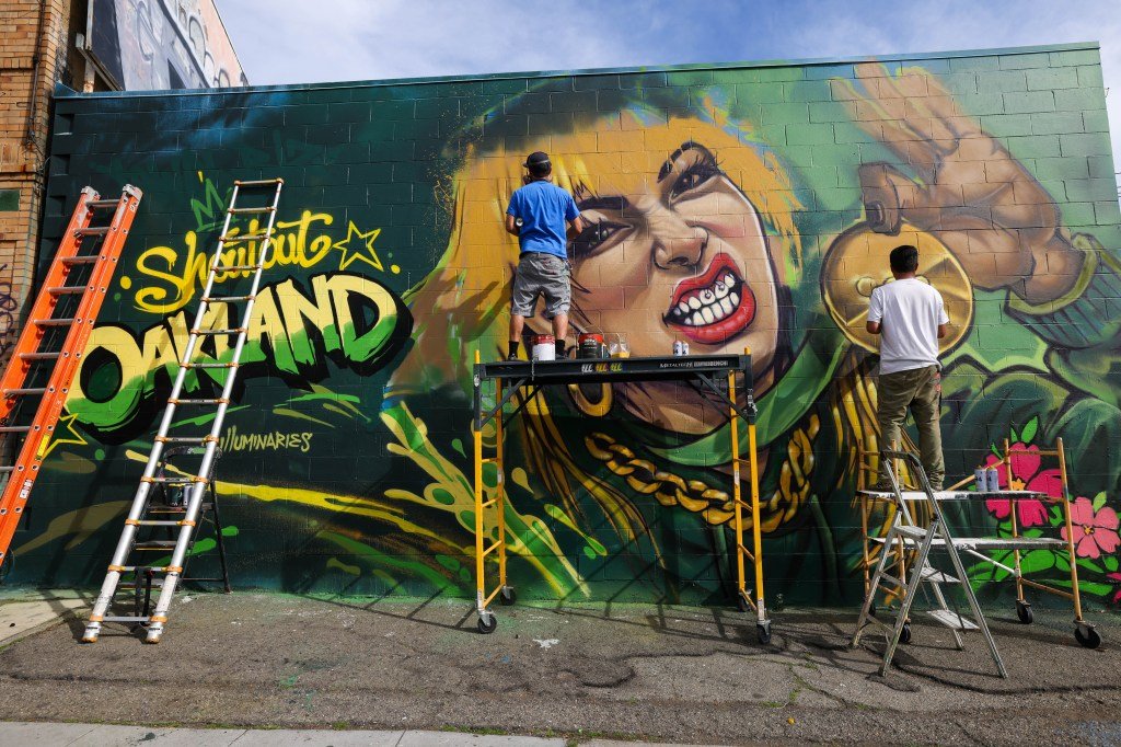 Oakland celebra a la medallista de oro olímpica Alysa Liu con un nuevo mural – The Mercury News