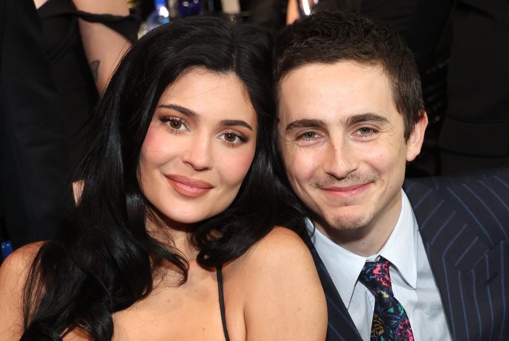 Cómo Timothée Chalamet podría perder el Oscar incluso si Kylie Jenner se mantiene alejada