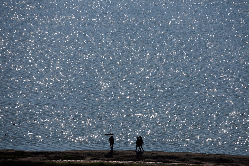 Nos espera un fin de semana soleado mientras las ráfagas de viento amainan