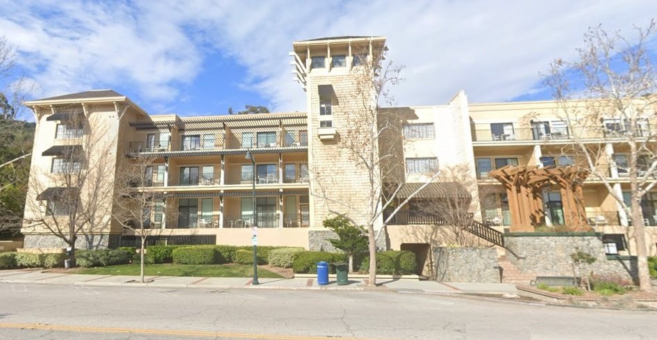 Un hotel de South Bay sufre una rápida ejecución hipotecaria a medida que el mercado flaquea