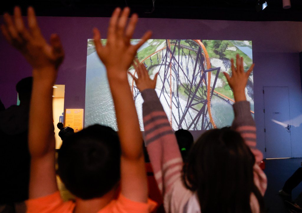 Cómo California puede establecer el estándar para la seguridad de la IA en adolescentes