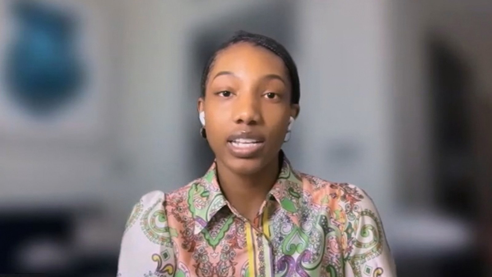 Los viajeros estadounidenses en Medio Oriente hablan en medio del conflicto con Irán