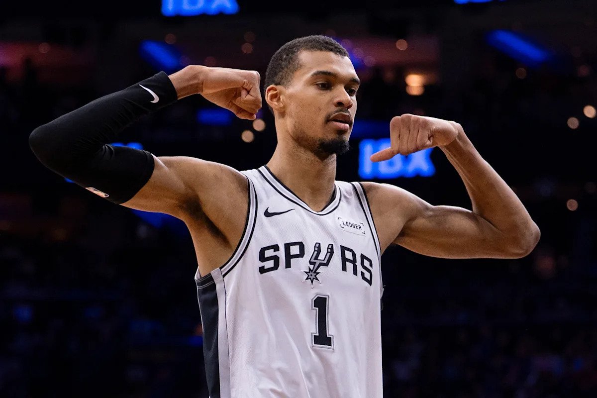 Victor Wembanyama anota 38 puntos y captura 16 rebotes en la victoria de los Spurs por 121-106 sobre los Pistons