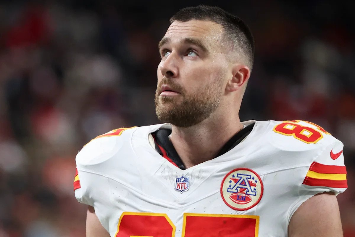 Se informa que Travis Kelce está llegando a un acuerdo para regresar con los Chiefs para la temporada 2026.