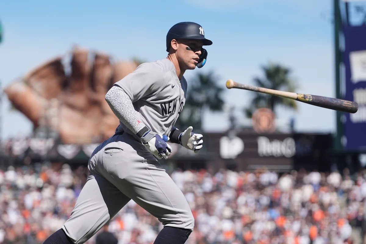 Aaron Judge daña una ambulancia en su segundo HR de la temporada