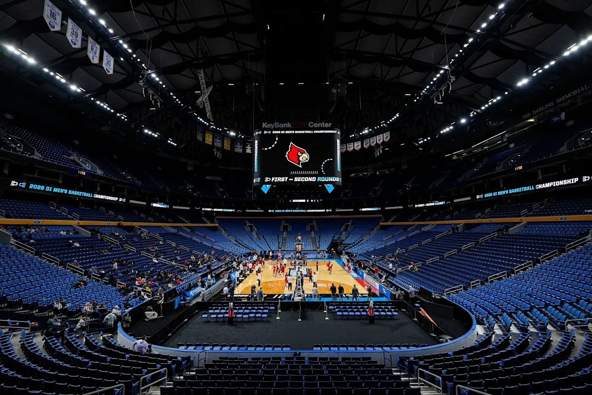 Cómo encontrar tu grupo del torneo de la NCAA en Yahoo Sports Bracket Mayhem