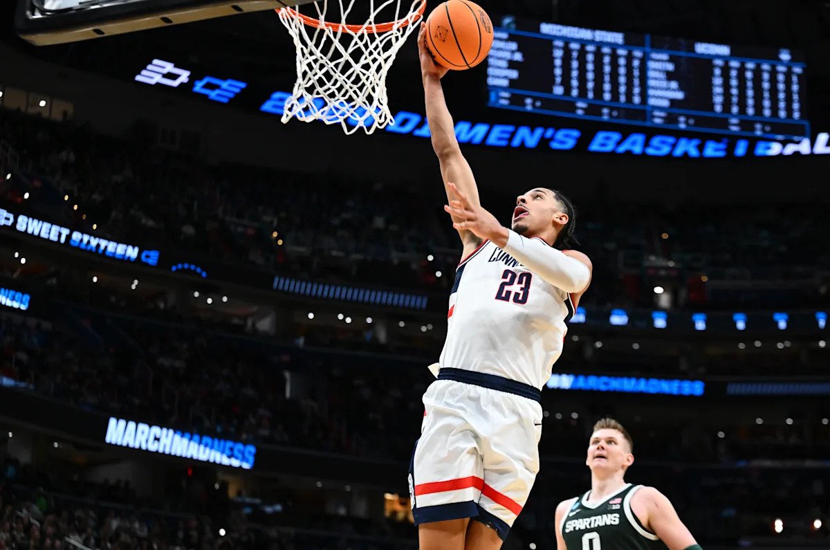 March Madness 2026: aquí se explica cómo ver el juego Duke vs. UConn Elite Eight en el torneo de baloncesto masculino de la NCAA hoy