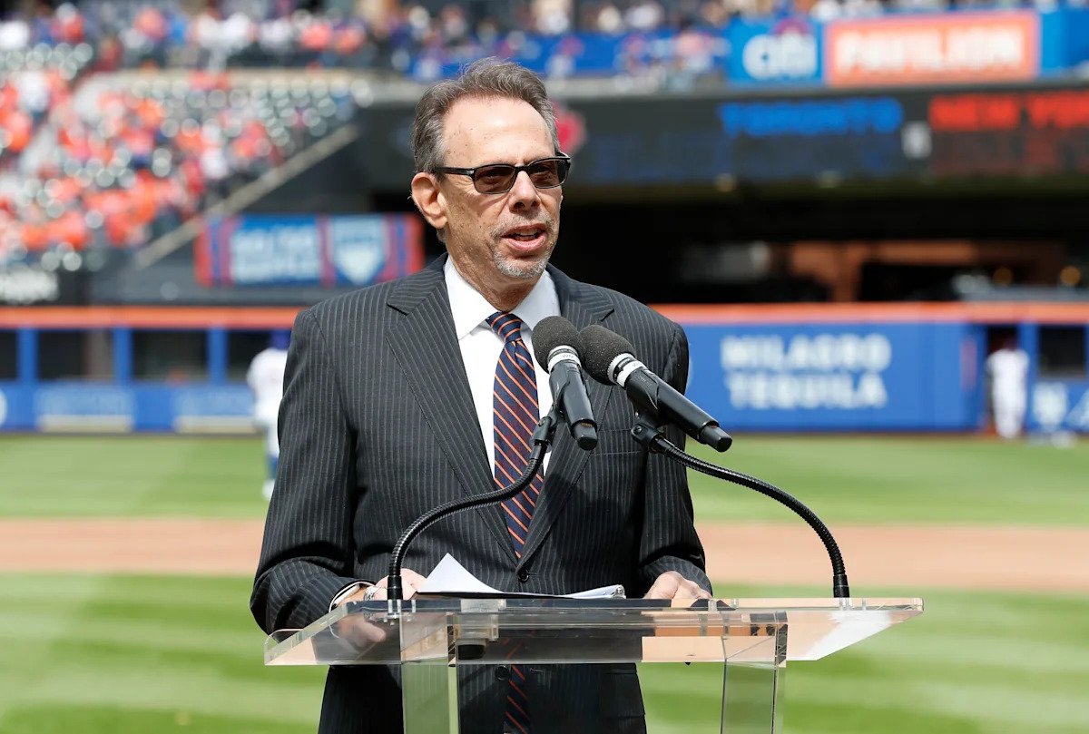 Howie Rose, locutor de radio de los Mets desde hace mucho tiempo, dice que se retirará después de la temporada 2026