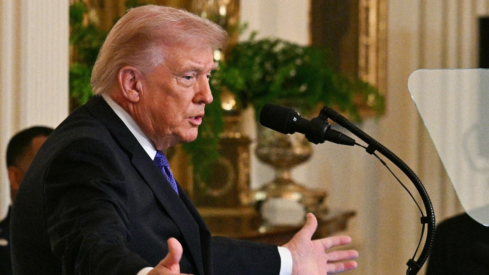 Trump dice que es “demasiado tarde” para dialogar con Irán y advirtió que EE.UU. tiene munición suficiente para luchar “para siempre”.